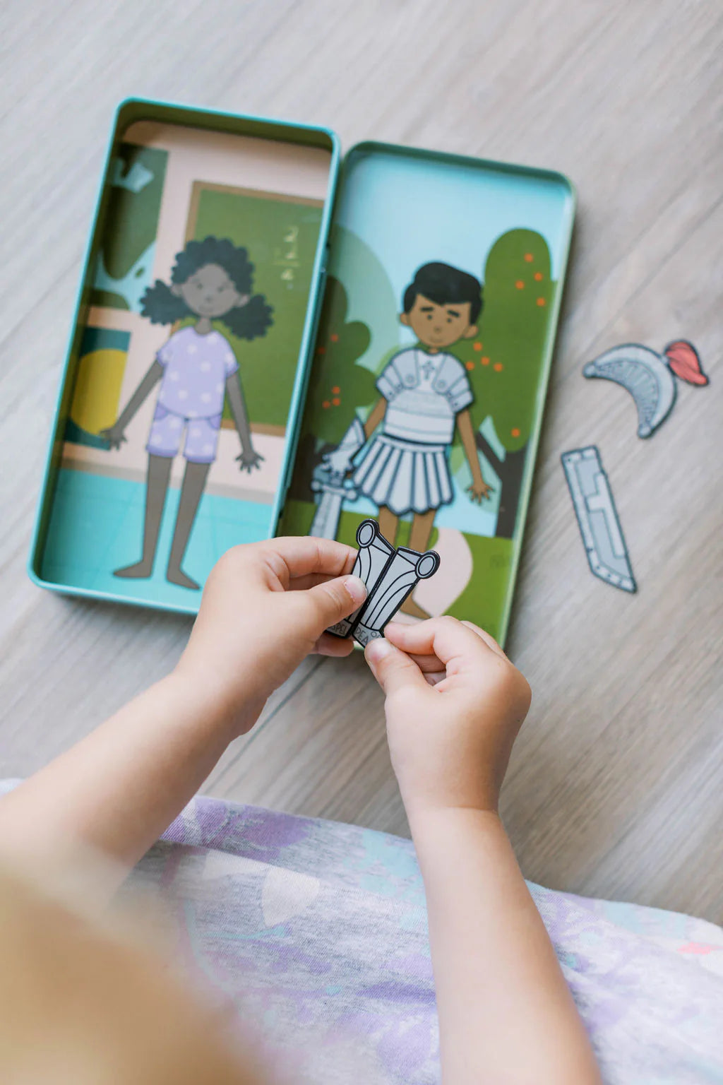 Armor of God Dress-Me Magnet Tin