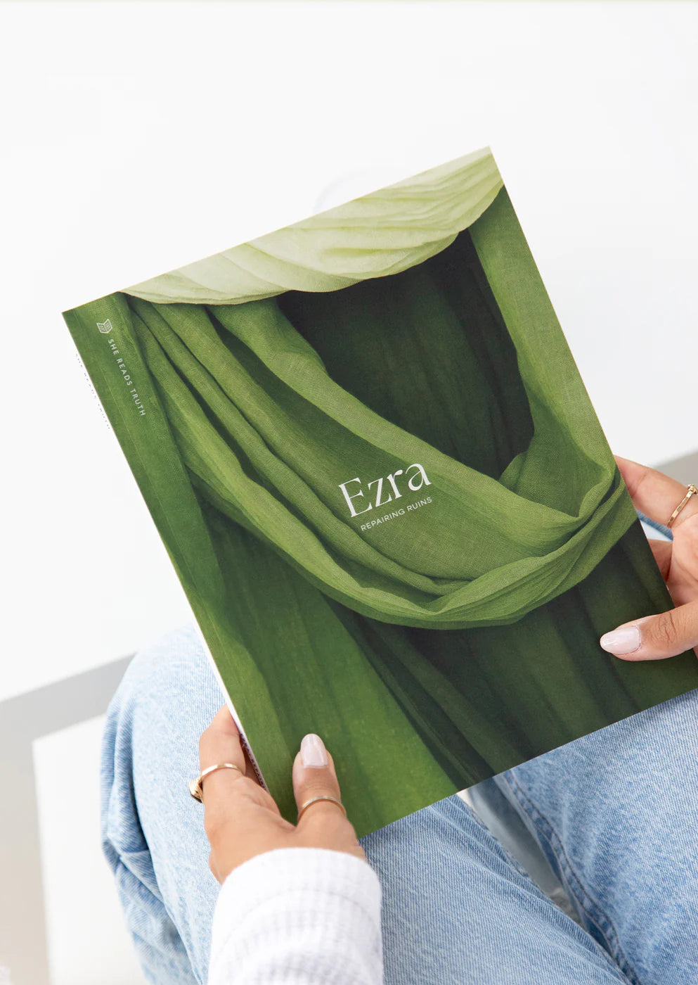 'Ezra: Repairing Ruins' Study Book