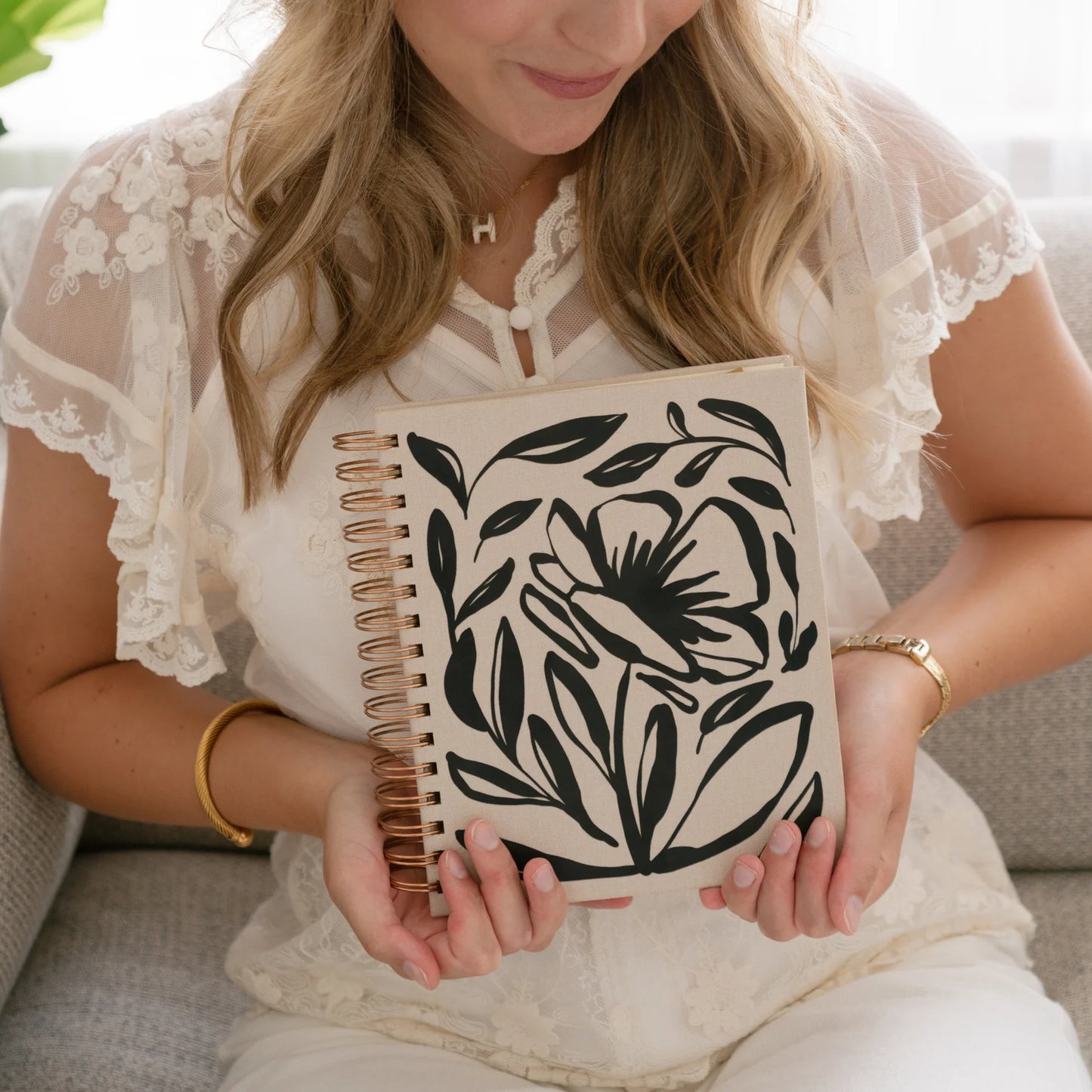 Undated 12 Month Planner: Magnolia Springs Theme